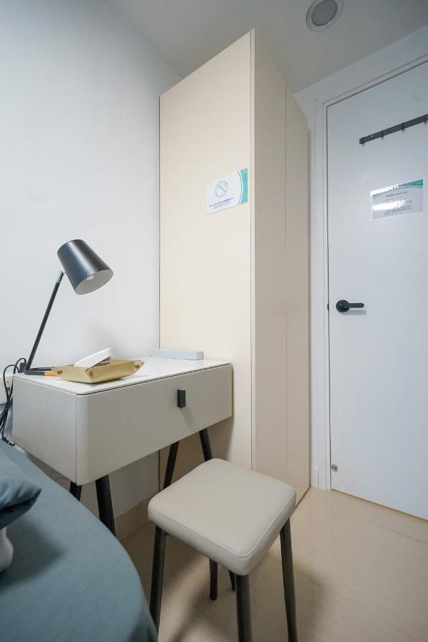 Student Accommodation - 290 Hennessy Road Hong Kong Exterior photo
